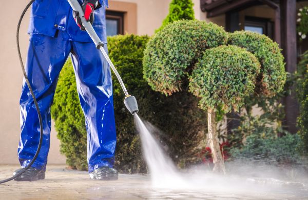 Driveway Cleaning in Herndon