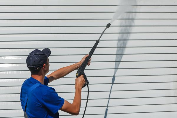 Siding Washing in Herndon