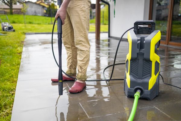 Porch Pressure Washing in Herndon