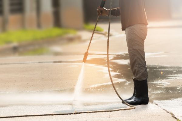 Residential Concrete Cleaning in Herndon