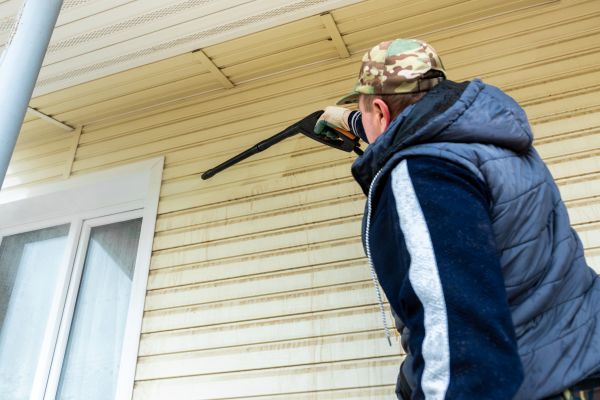 Vinyl Siding Pressure Cleaning in Herndon