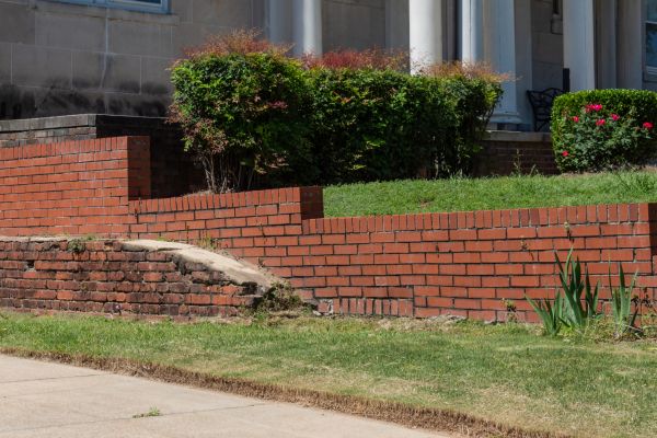 Retaining Wall Cleaning in Herndon