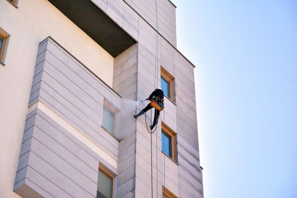 Apartment Pressure Cleaning in Herndon